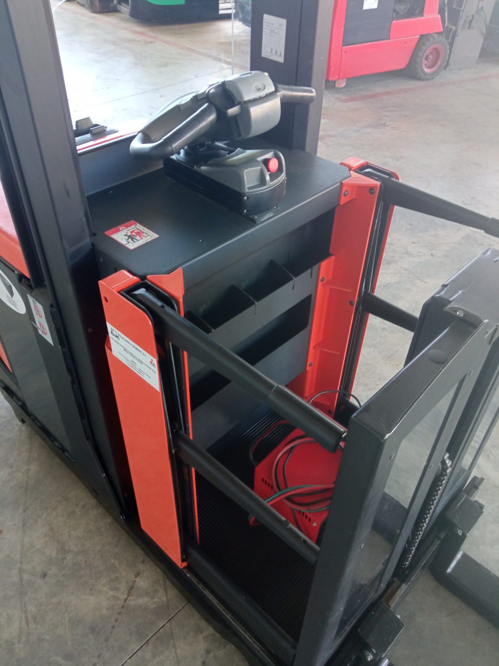 RECOGEPEDIDOS ELÉCTRICO BT OME-100N- RF-596-OCASIÓN-PRECIO.: 5900€ - Imagen 5