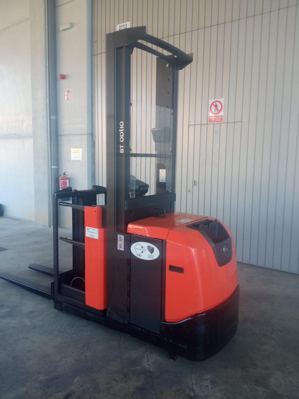 RECOGEPEDIDOS ELÉCTRICO BT OME-100N- RF-596-OCASIÓN-PRECIO.: 5900€ - Imagen 4