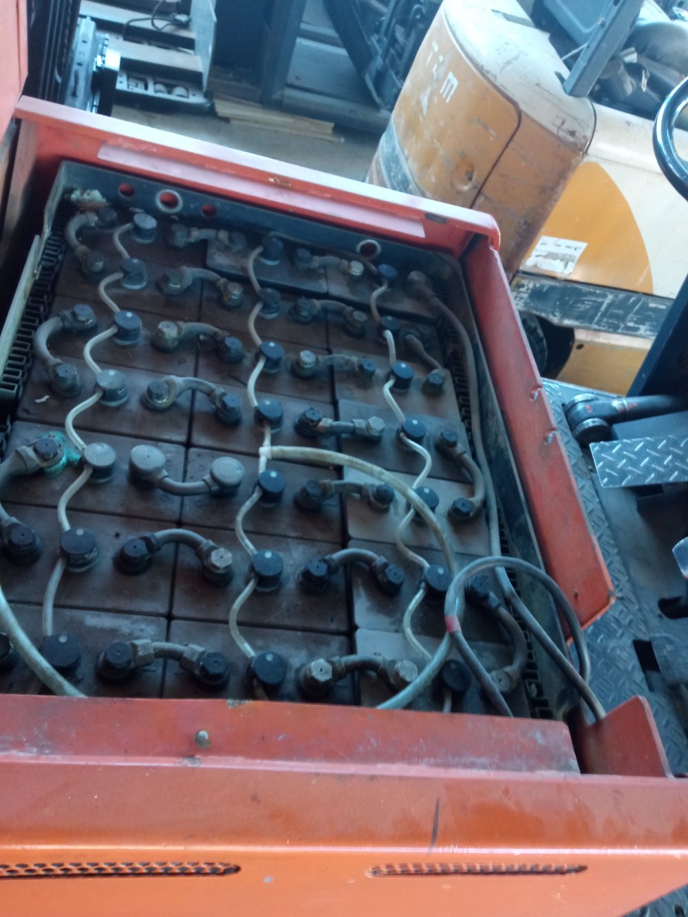CARRETILLA ELÉCTRICA TOYOTA 2.500 Kg - PRECIO: 4.500€ - Imagen 8