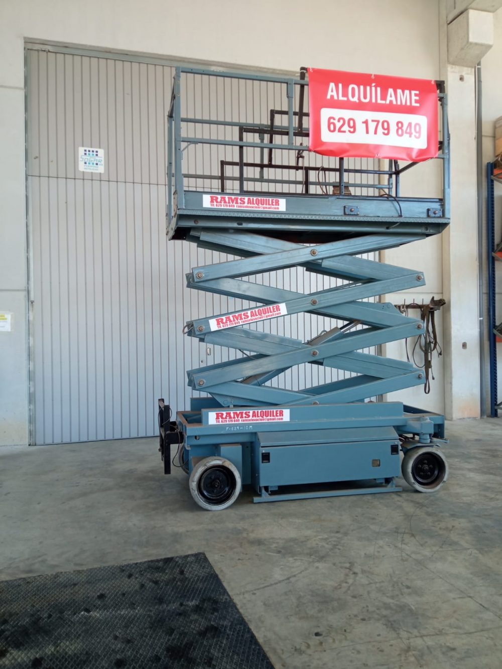 PLATAFORMA ELEVADORA ELÉCTRICA 10 M- JLG - SERVICIO ALQUILER - PRECIO: 41€/día - Imagen 2