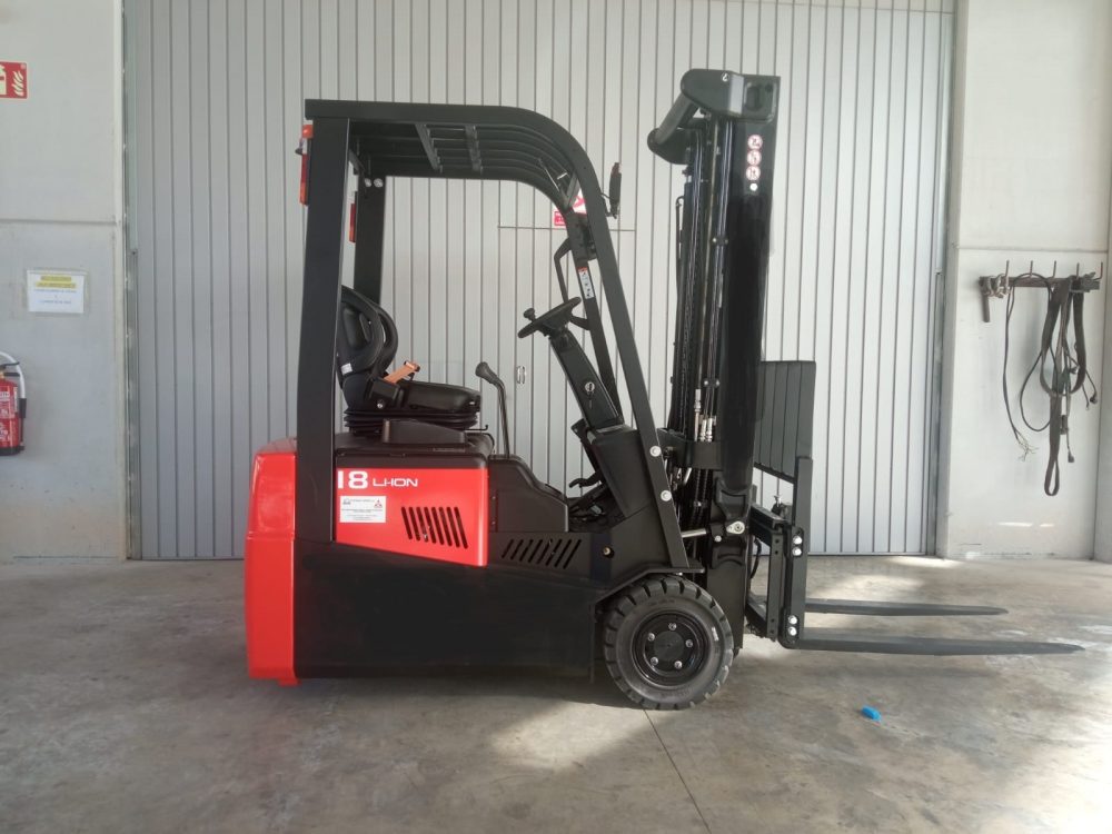 CARRETILLA ELEVADORA ELÉCTRICA R-CPD18TVL Litio-NUEVA-PRECIO: 18.100€