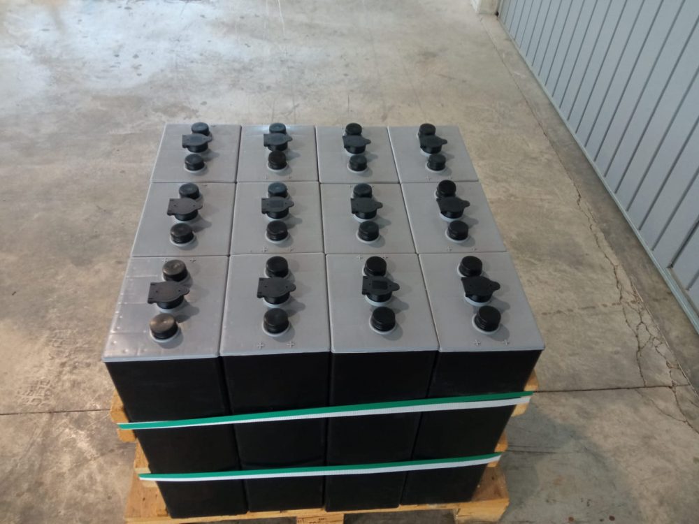 KIT BATERÍA NUEVA SIN COFRE - 24V 8 Pzs 920 Ah - PRECIO: 2.450 € - Imagen 5