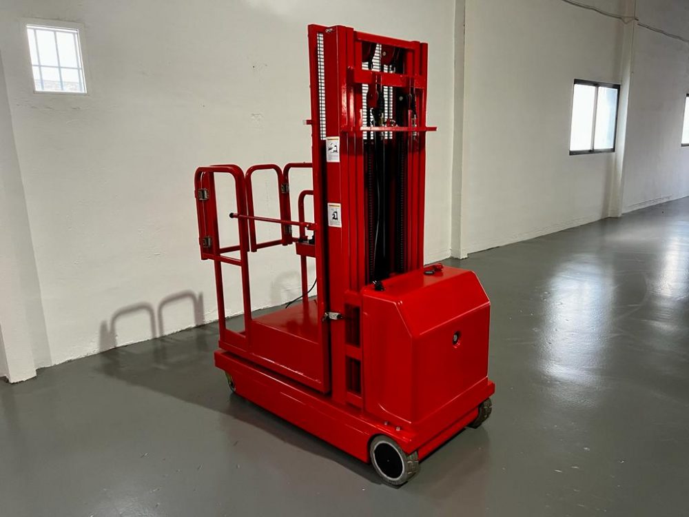 RECOGEPEDIDOS ELÉCTRICO ELEVADOR PERSONAL NUEVO - PRECIO: 8.990 € - Imagen 3