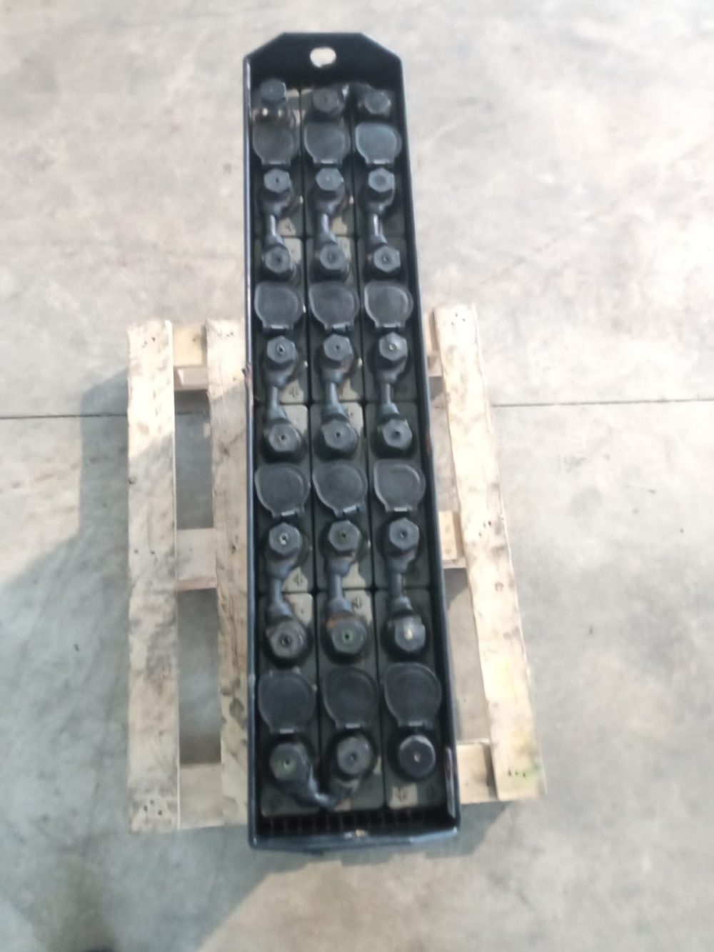 BATERÍA USADA 24V PRECIO: 490€ - Imagen 7
