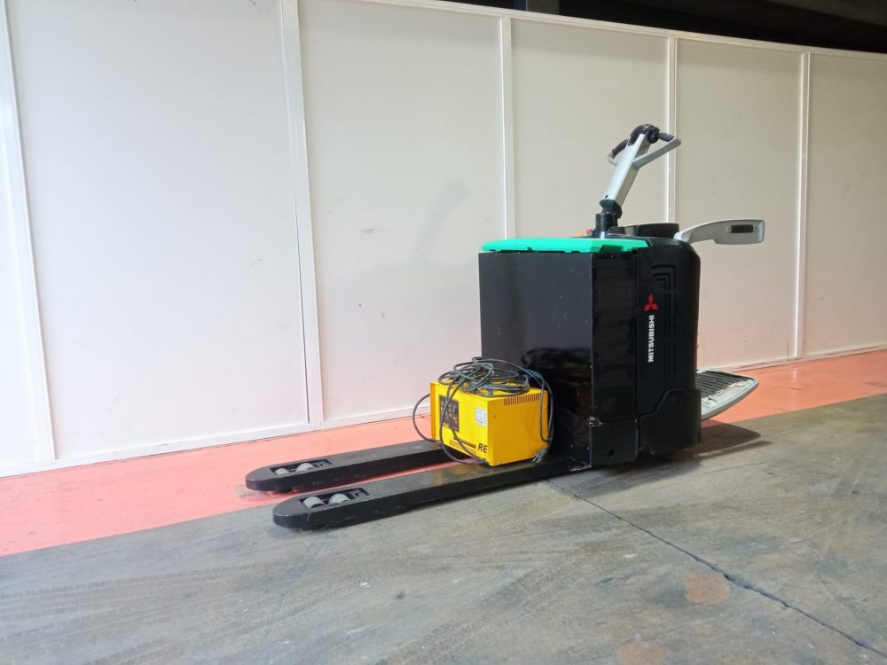 Transpaleta Eléctrica Mitsubishi usada PBV-20-N PRECIO.: 2.700€ - Imagen 3
