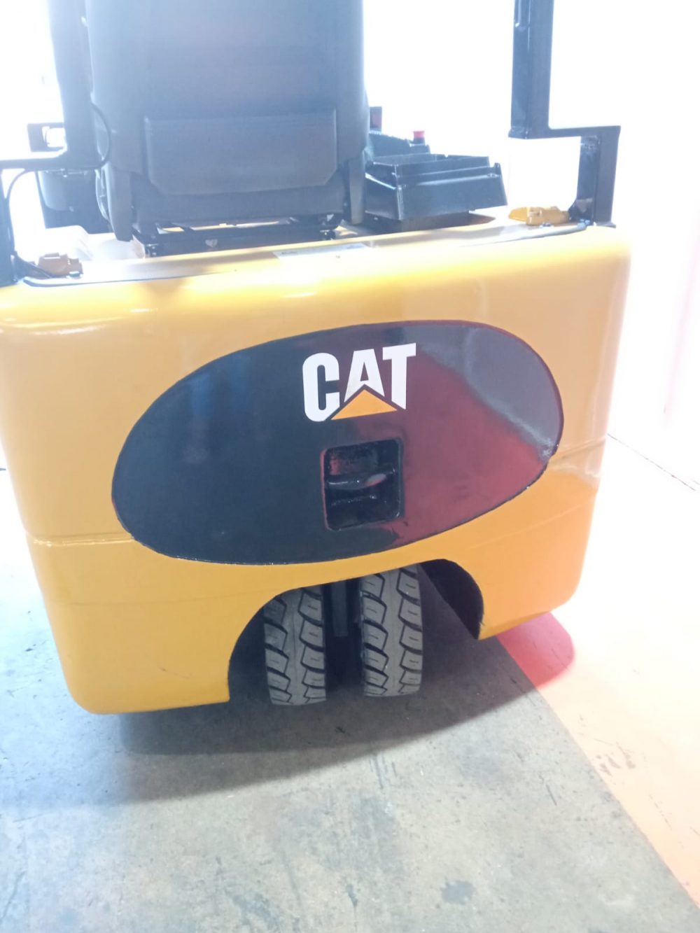 CARRETILLA ELEVADORA ELÉCTRICA CATERPILLAR EP16KT - PRECIO: 8.700 € - Imagen 4