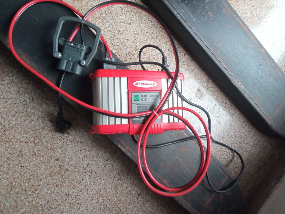 APILADOR ELÉCTRICO BT SWE100 - CON BATERÍA TRACCIÓN DE GEL- OCASIÓN- PRECIO: 2.950 € - Imagen 14