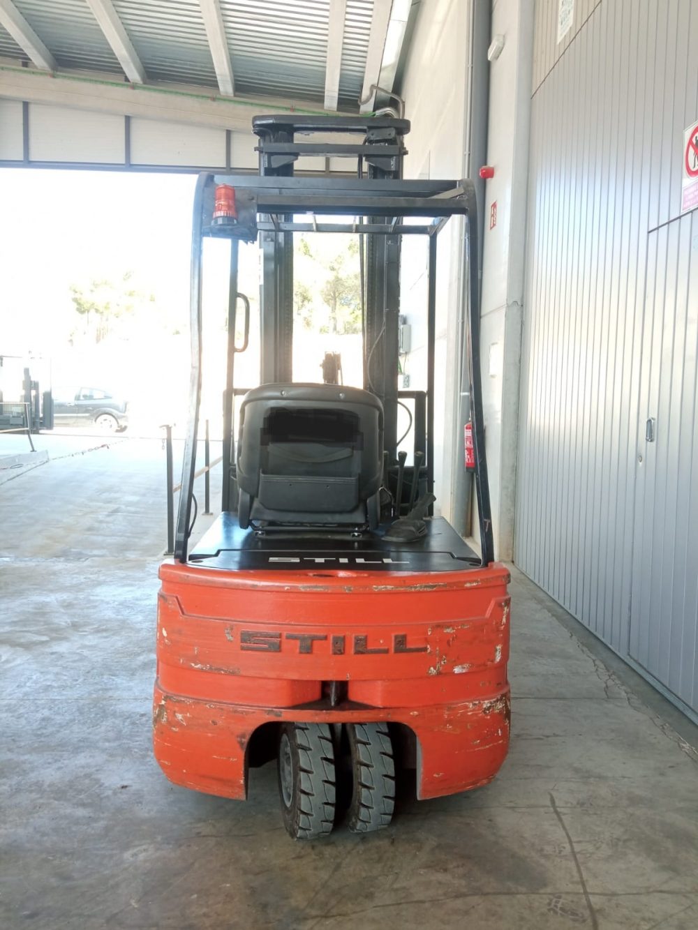 CARRETILLA ELEVADORA ELÉCTRICA STILL R20-15 OCASIÓN - PRECIO: 7.500€ - Imagen 4