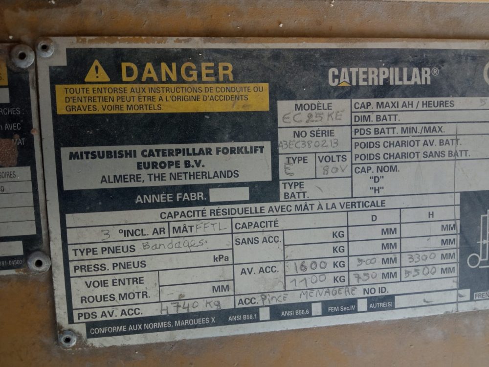 CARRETILLA ELÉCTRICA CATERPILLAR EC25K -2.5 Kg OCASIÓN - PRECIO: 7.800 € - Imagen 4