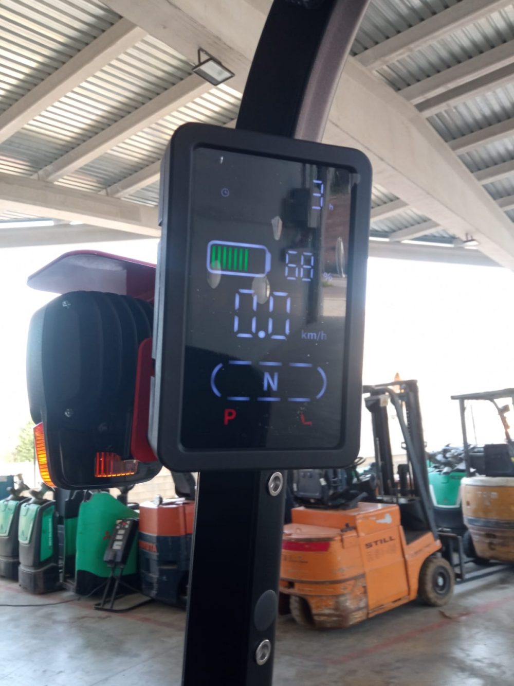Carretilla Elevadora Eléctrica 1.6 Kg Litio - Nueva - PRECIO:  24.800 € - Imagen 8