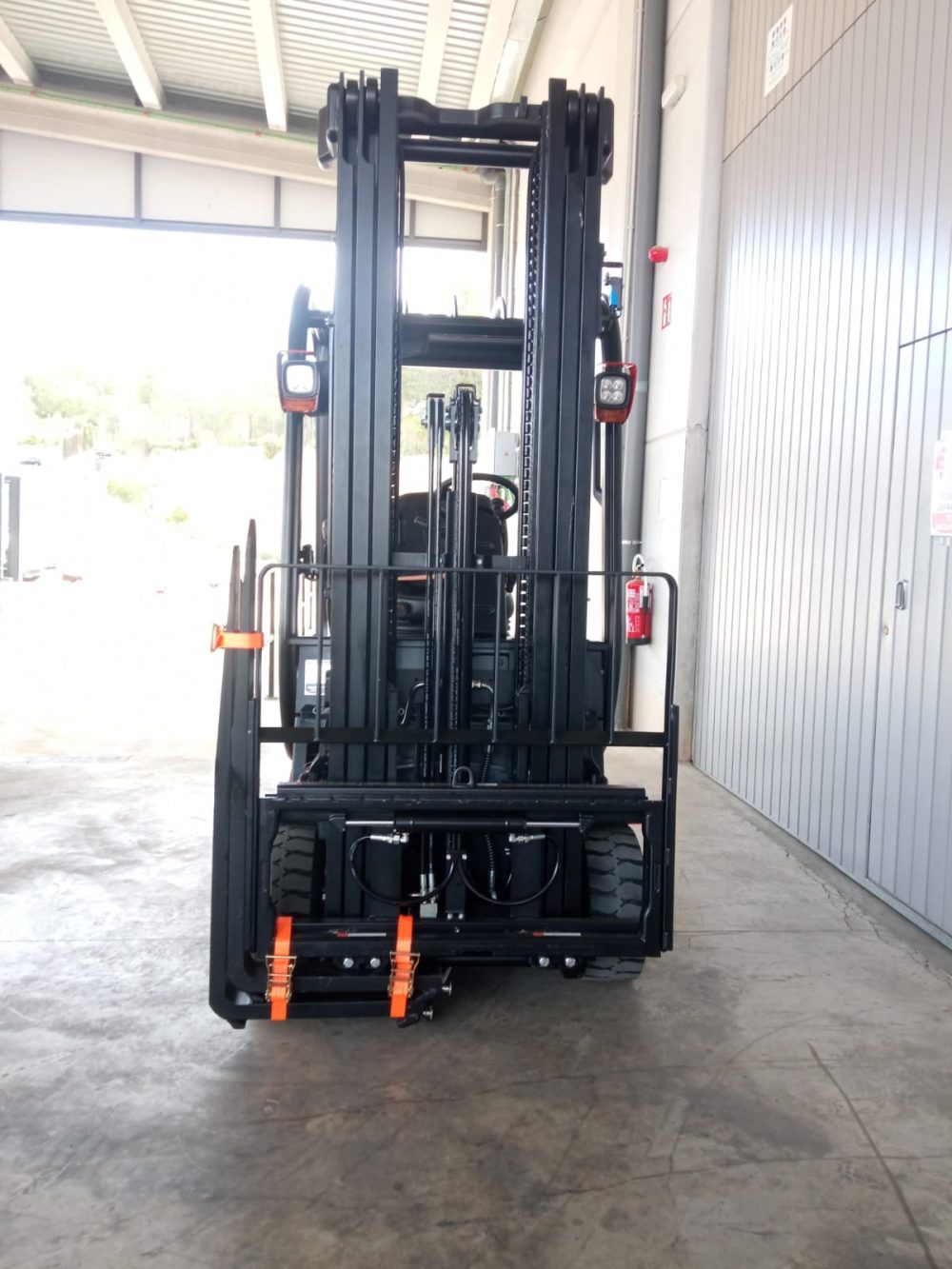 Carretilla Elevadora Eléctrica 1.6 Kg Litio - Nueva - PRECIO:  24.800 € - Imagen 11