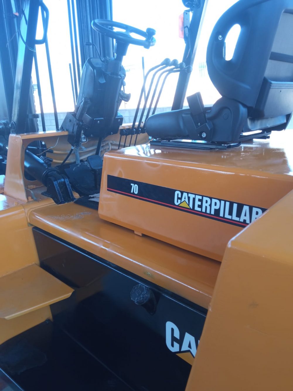CARRETILLA ELEVADORA DIÉSEL CATERPILLAR DP70 -PRECIO: 22.800 € - Imagen 19