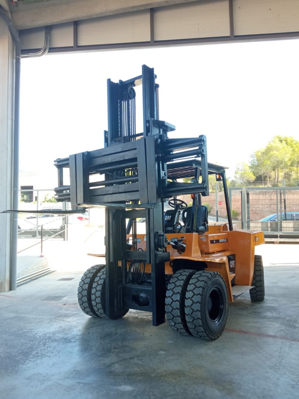 CARRETILLA ELEVADORA DIÉSEL CATERPILLAR DP70 -PRECIO: 22.800 € - Imagen 3