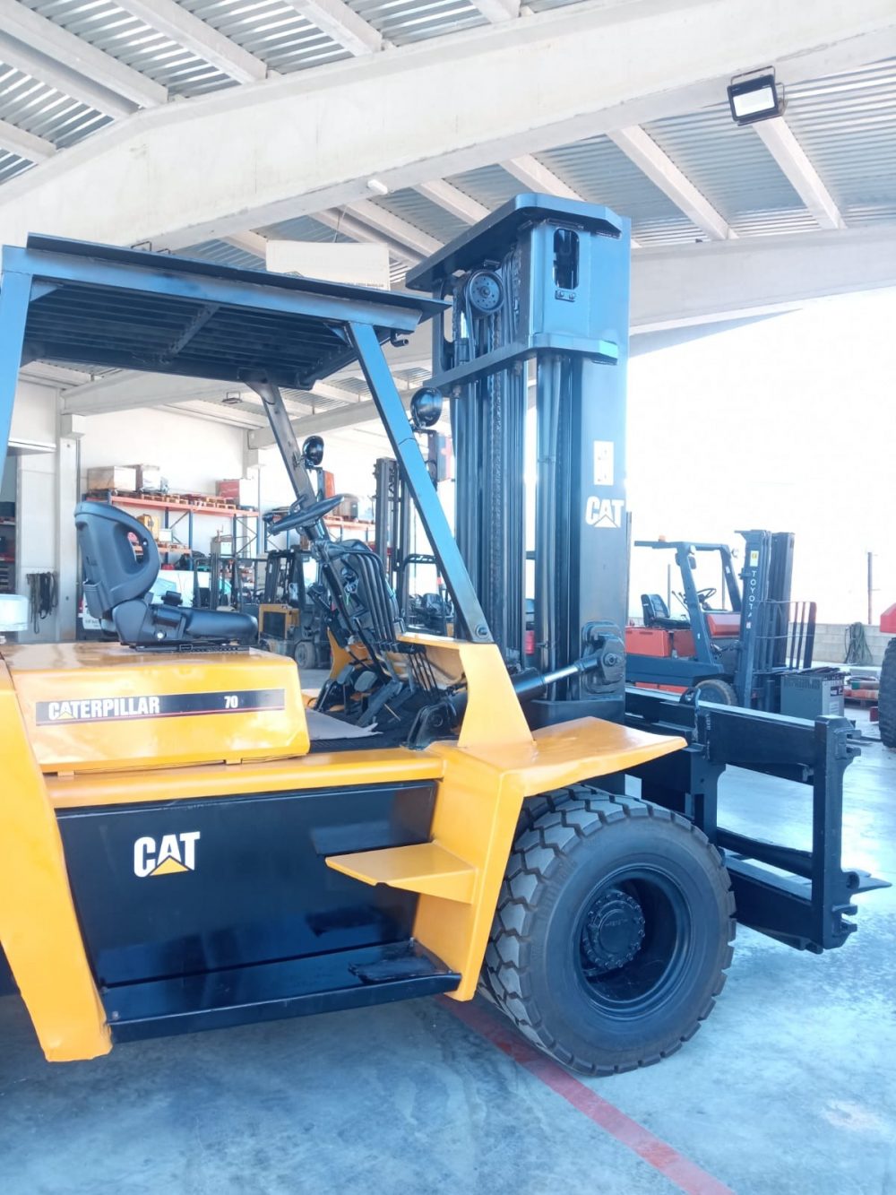 CARRETILLA ELEVADORA DIÉSEL CATERPILLAR DP70 -PRECIO: 22.800 € - Imagen 5