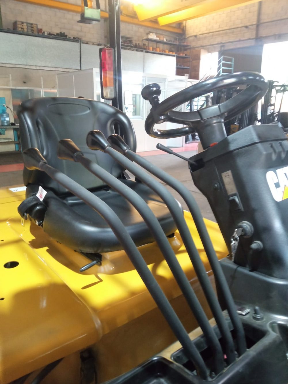 CARRETILLA ELVADORA ELÉCTRICA-MATRICULADA CAT 20 - OCASIÓN - PRECIO: 15.700 € - Imagen 13