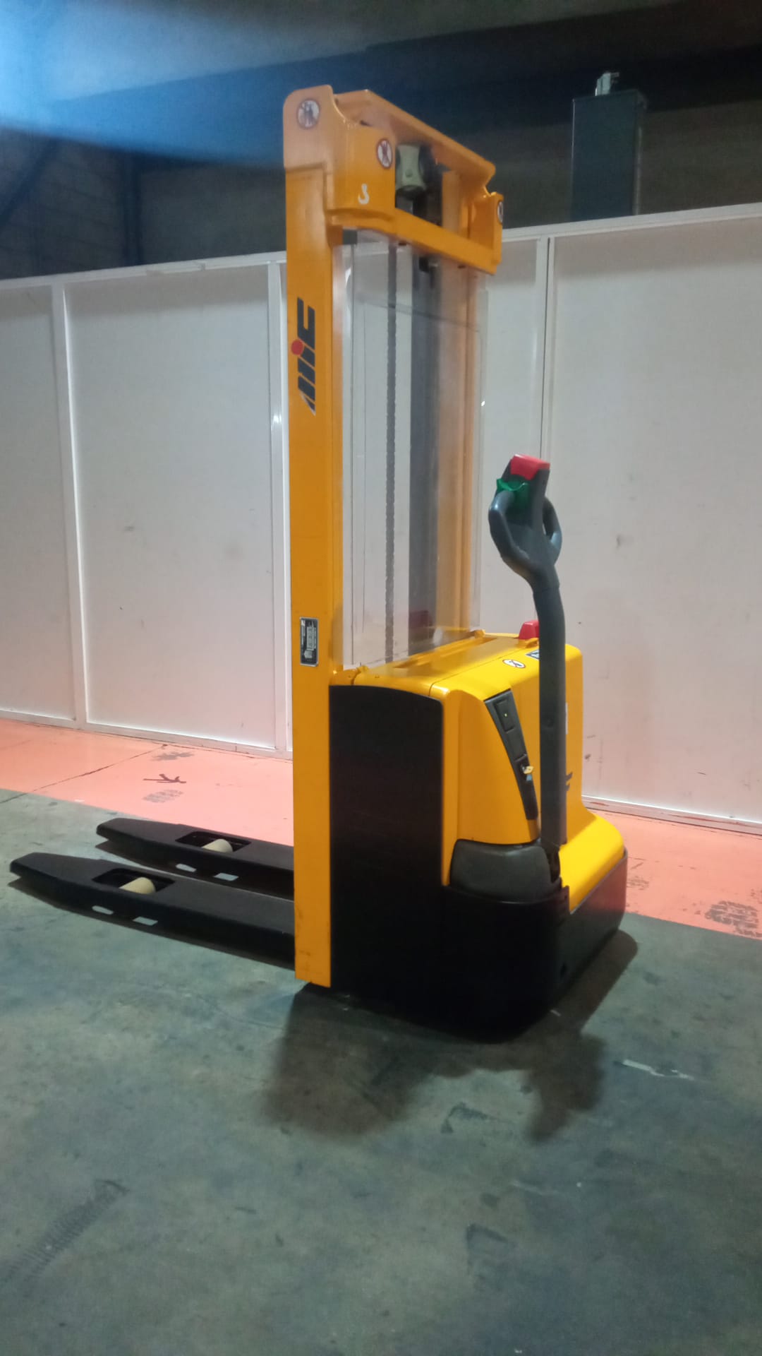 APILADOR ELÉCTRICO MIC WP10 - OCASIÓN - F-736 - PRECIO: 3.500 € - Imagen 4