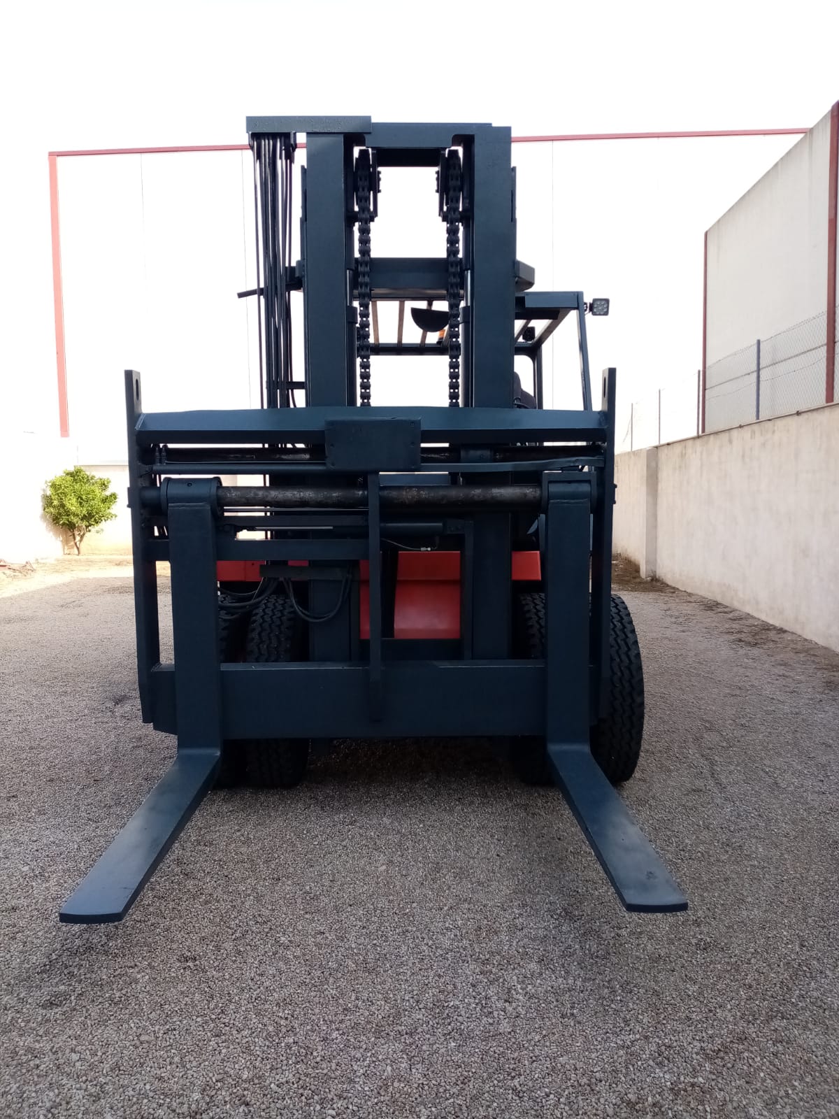 CARRETILLA ELEVADORA DIÉSEL LINDE H120 12 t - F-234 -PRECIO: 27.500 € - Imagen 19
