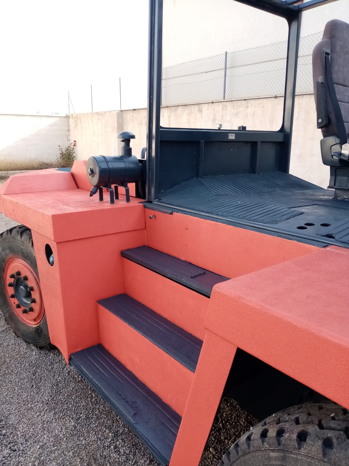 CARRETILLA ELEVADORA DIÉSEL LINDE H120 12 t - F-234 -PRECIO: 27.500 € - Imagen 12