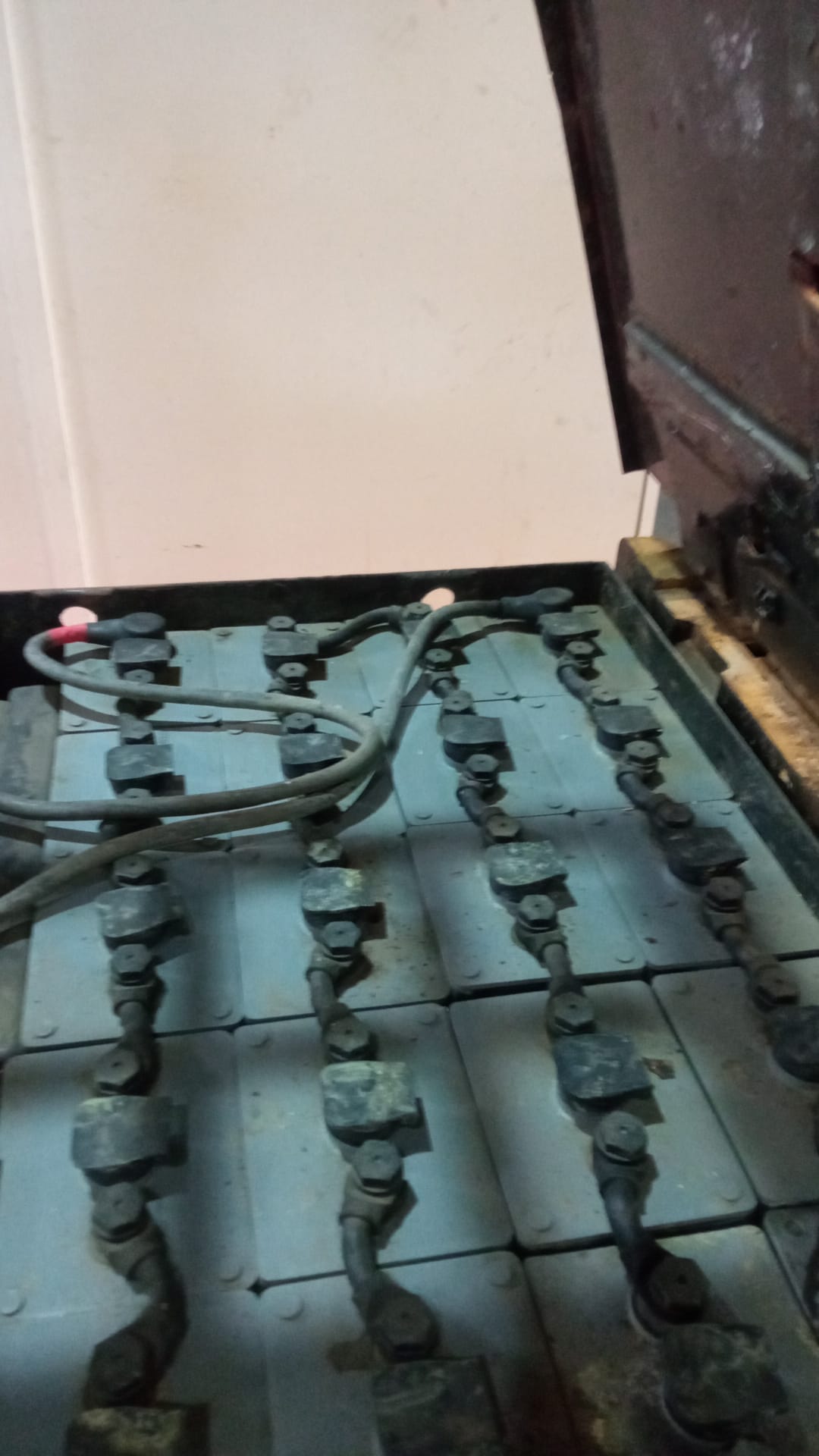 CARRETILLA ELEVADORA ELÉCTRICA TCM FB15H4 - 1.500 Kg - OCASIÓN- PRECIO: 5.000 € - Imagen 5