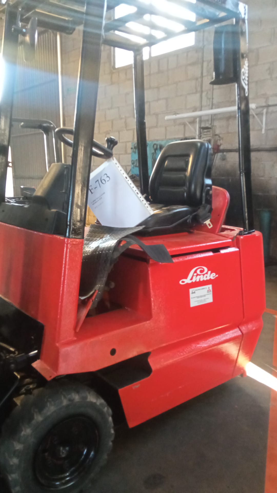 CARRETILLA ELEVADORA ELÉCTRICA LINDE E15 - 1.500 Kg - OCASIÓN- PRECIO: 9.500 € - Imagen 5