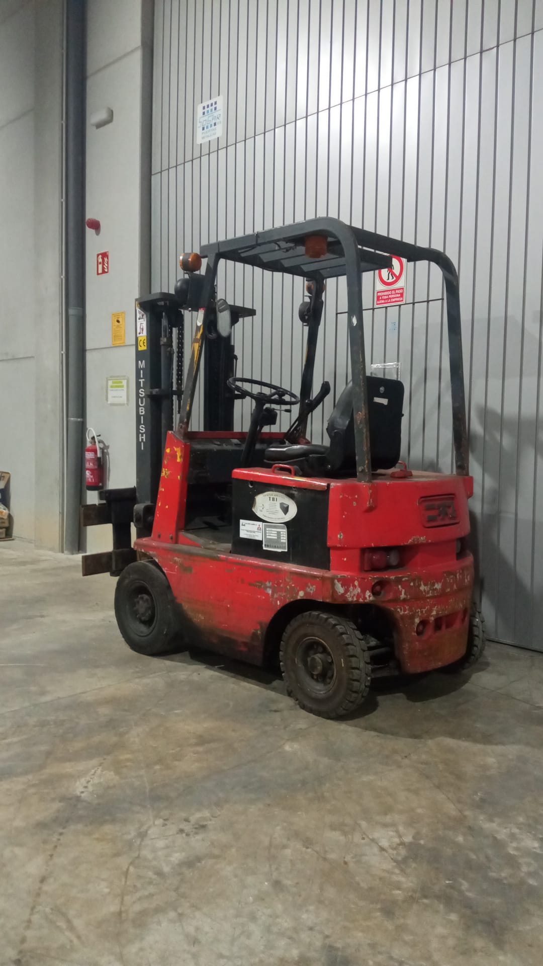 CARRETILLA ELEVADORA ELÉCTRICA NYK FB15PN - F-815 - 1.500 Kg - OCASIÓN- PRECIO: 3.500 € - Imagen 2