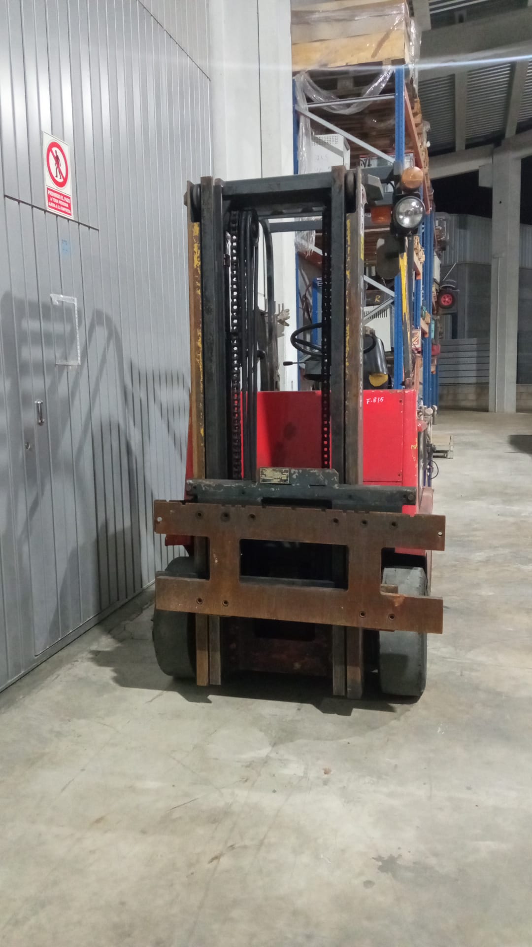 CARRETILLA ELEVADORA ELÉCTRICA NYK FB15PN - F-815 - 1.500 Kg - OCASIÓN- PRECIO: 3.500 € - Imagen 4